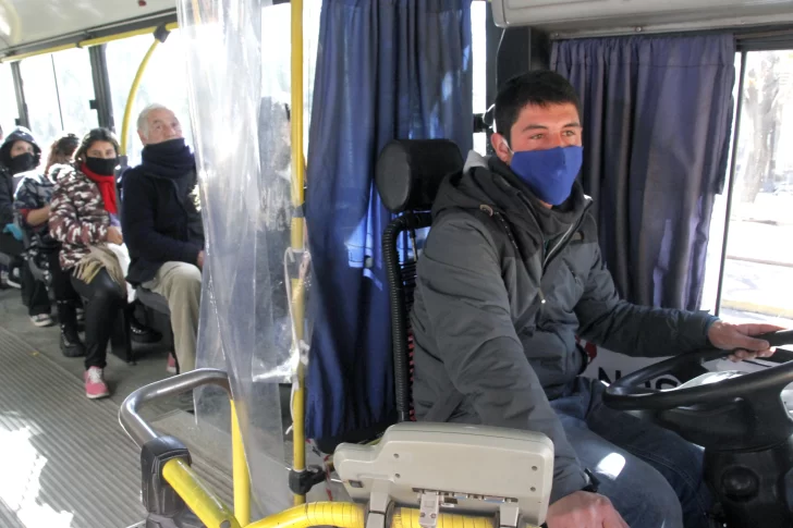 Activaron las becas de transporte para 1.600 alumnos que comenzaron las clases