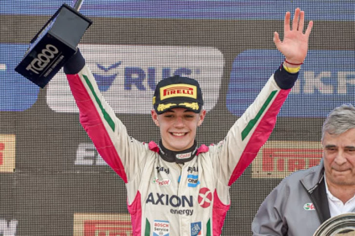 Montenegro, con apenas 17 años ya ganó en el TC 2000