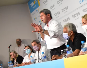 En el PJ, Uñac reclamó dejar de hablar de nombres propios en el FdT nacional