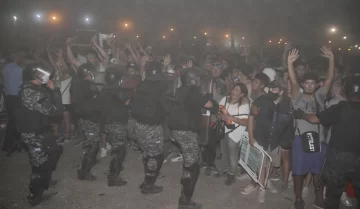 Fervor sin límites por una entrada Fervor sin límites por una entrada