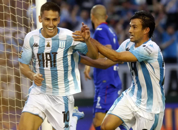 Racing tuvo su noche Feliz Racing tuvo su noche Feliz