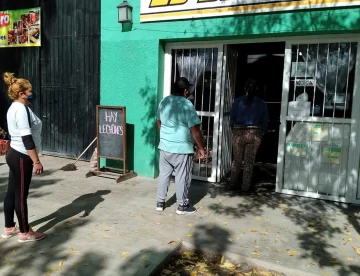 Comercios jachalleros reclaman por el endurecimiento de restricción horaria Comercios jachalleros reclaman por el endurecimiento de restricción horaria