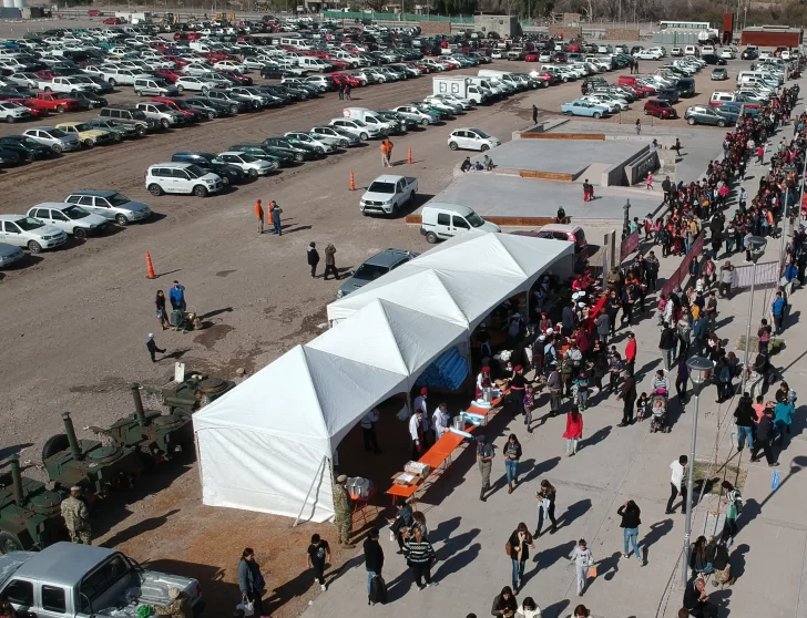 Además del desfile, habrá festejo patrio en el Costanera
