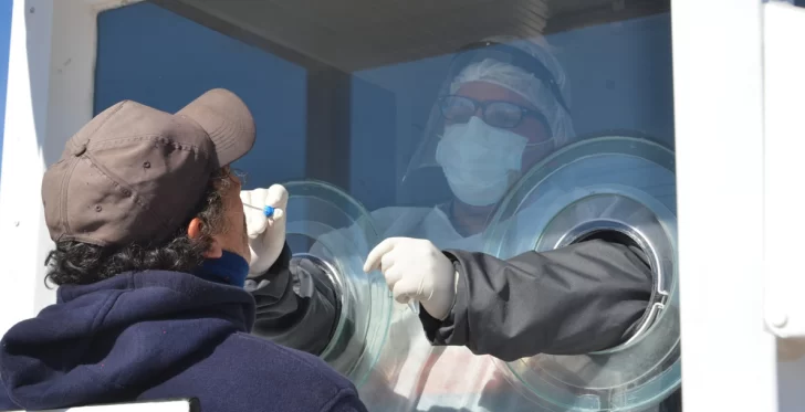 Covid-19 en San Juan: quiénes son los 6 contagiados que todavía están en “proceso de infección” Covid-19 en San Juan: quiénes son los 6 contagiados que todavía están en “proceso de infección”