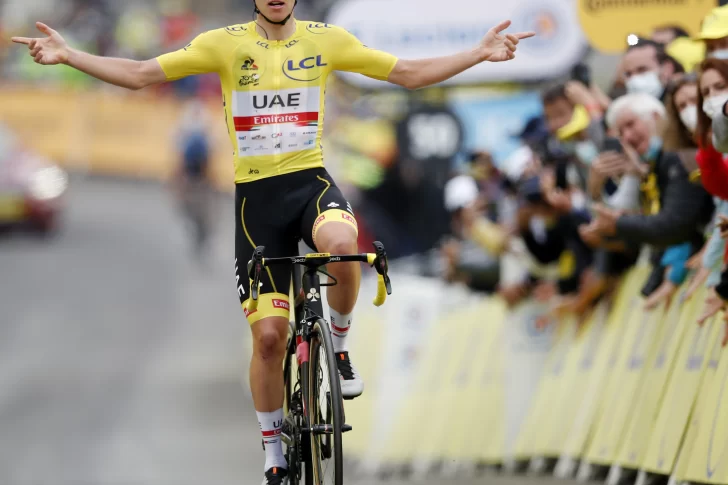 Pogacar dio otro golpe en la montaña