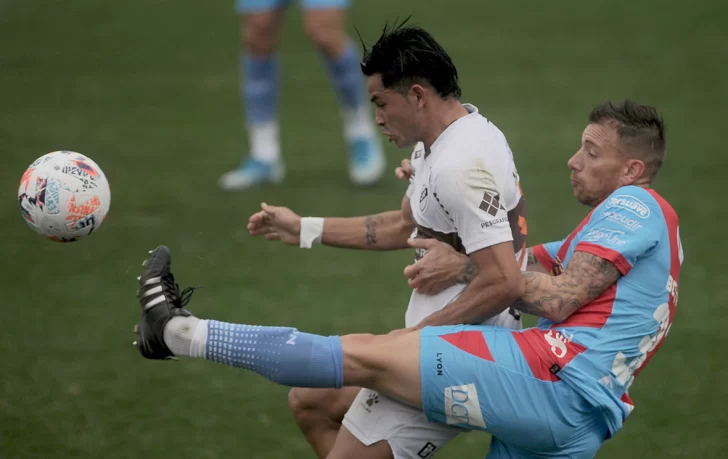 Pese a las bajas por covid, Platense se dio el gusto