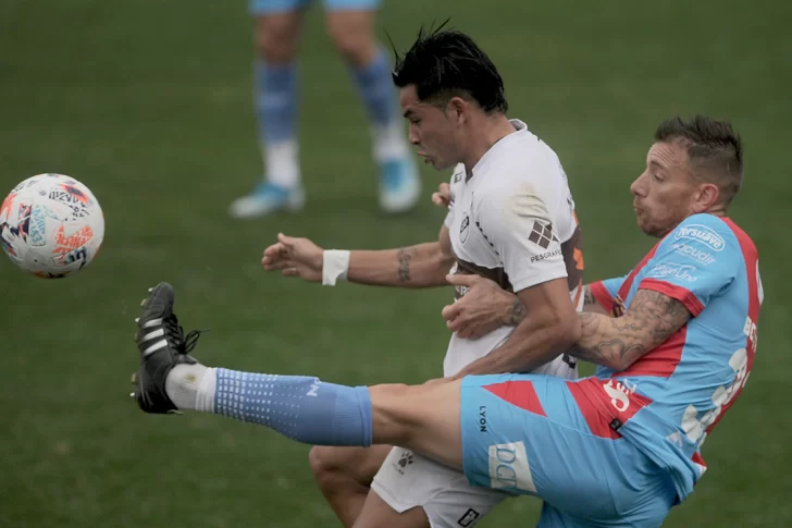 Pese a las bajas por covid, Platense se dio el gusto