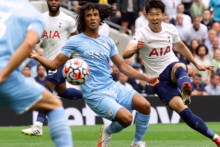 Tottenham se hizo fuerte ante el campeón