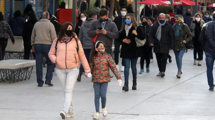 Por las reiteradas faltas al protocolo, no descartan clausurar comercios y restó Por las reiteradas faltas al protocolo, no descartan clausurar comercios y restó