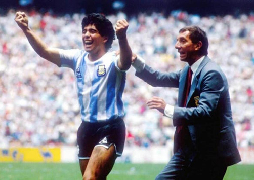 Diego y un saludo especial a Bilardo Diego y un saludo especial a Bilardo