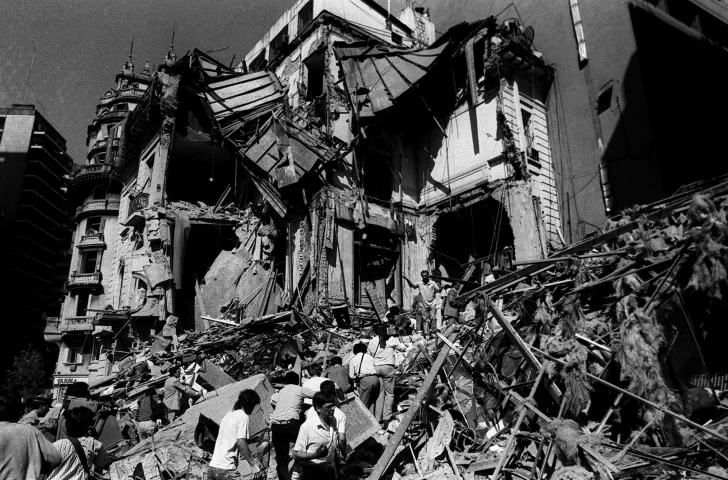 Treinta años después, el país sigue sufriendo el explosivo ataque a la Embajada de Israel Treinta años después, el país sigue sufriendo el explosivo ataque a la Embajada de Israel