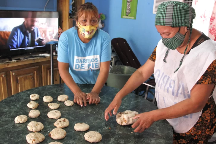 La crisis económica llegó a los merenderos y algunos empezaron a abrir menos días