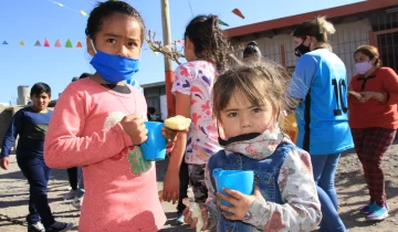 El chocolate para los chicos fue con barbijos, distanciamiento y sin juegos