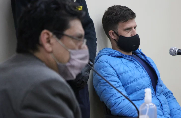 En medio de dudas, médico a juicio por violación En medio de dudas, médico a juicio por violación