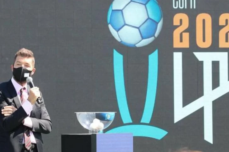 Un capítulo más de la novela: pospusieron para el martes el partido entre River y Banfield