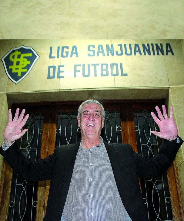 Marcha atrás y Platero sigue Marcha atrás y Platero sigue