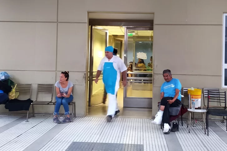 Un instante de pánico por un ascensor del Hospital Rawson Un instante de pánico por un ascensor del Hospital Rawson