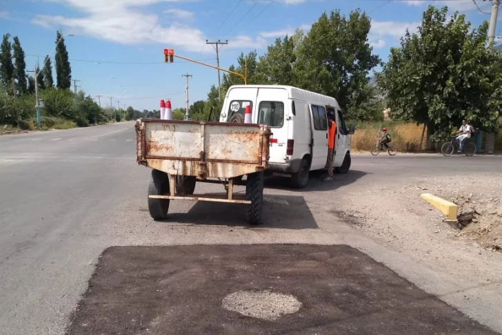 Bacheo de calles en Pocito