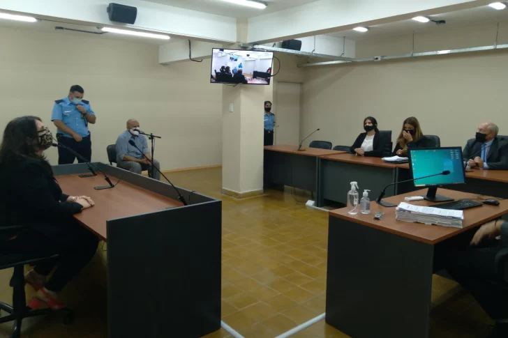 Condenan a 25 años al anciano que abusó de 2 nenas, una de ellas lo filmó