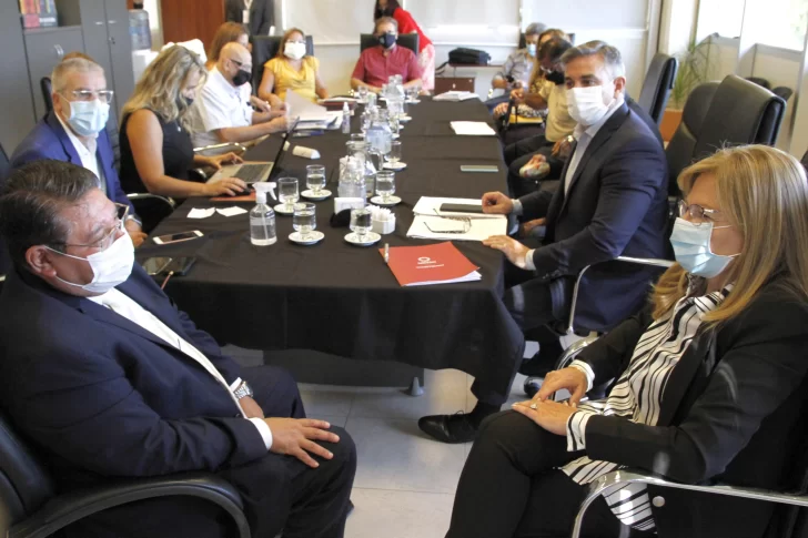 López ratificó el compromiso de que los salarios superen la inflación