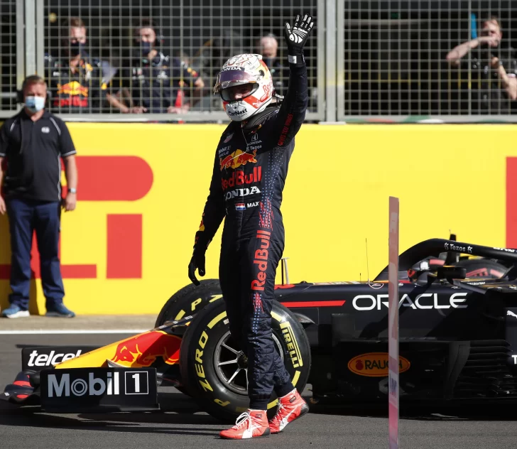 Verstappen se quedó con la primera Sprint
