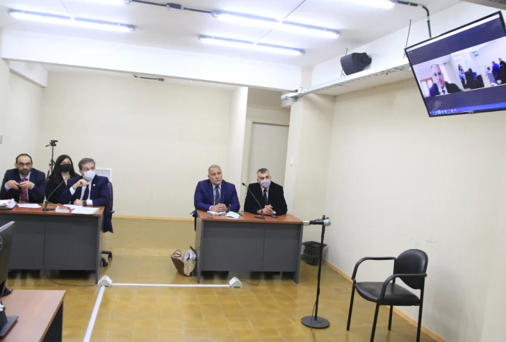 Joven de 20 años condenado a 8 años por violar a una tía que tiene retraso madurativo Joven de 20 años condenado a 8 años por violar a una tía que tiene retraso madurativo