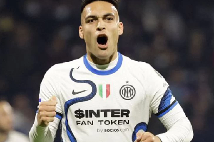 Martínez aportó un gol para el Inter que escapa