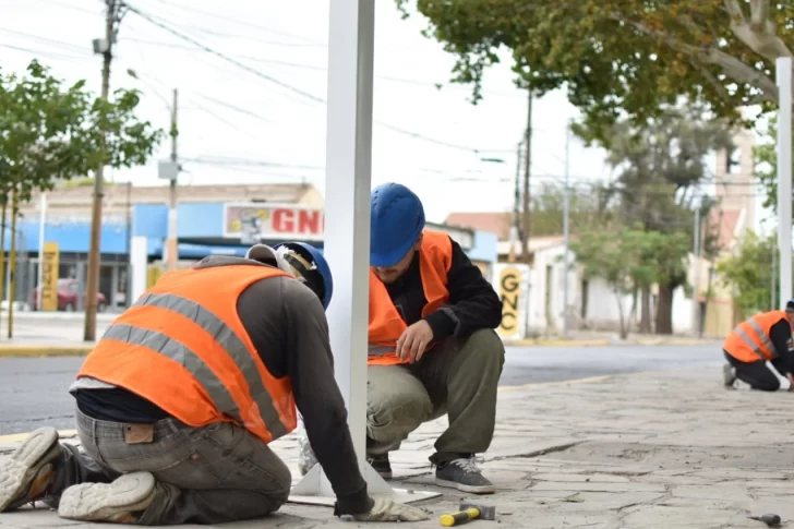 Ya señalizaron 850 nuevas paradas de la Red Tulum y pretenden llegar a 3.500