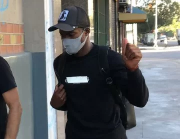 Román llegó pero no quedó Román llegó pero no quedó