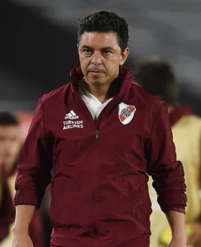 Gallardo toca lo justo Gallardo toca lo justo