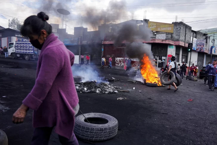 Grupo indígena de Ecuador desafía estado de excepción