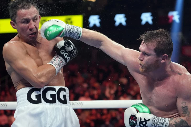 Canelo Álvarez sentenció la trilogía