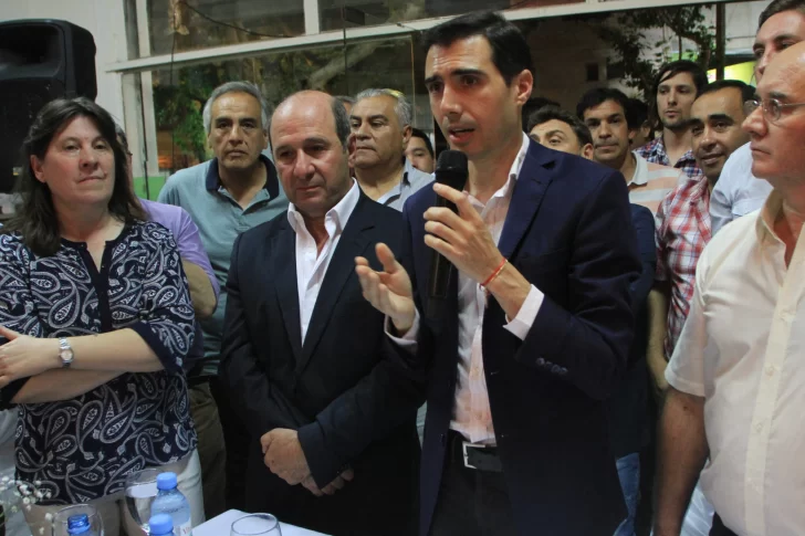 Una serie de acusaciones hacen crujir el acuerdo en el PB y asoma la interna