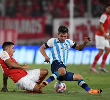 Racing sufría, pero lo ganó sobre el final