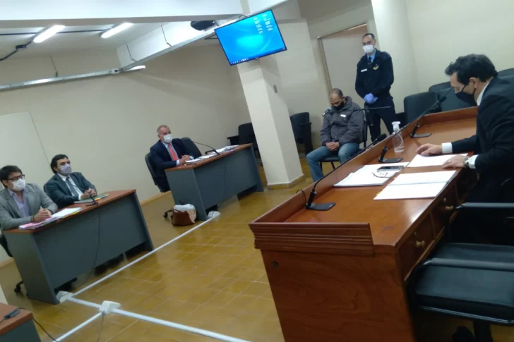 Va a juicio y la Fiscalía ya anticipó que quiere un castigo de 15 años por violar a su hijastra