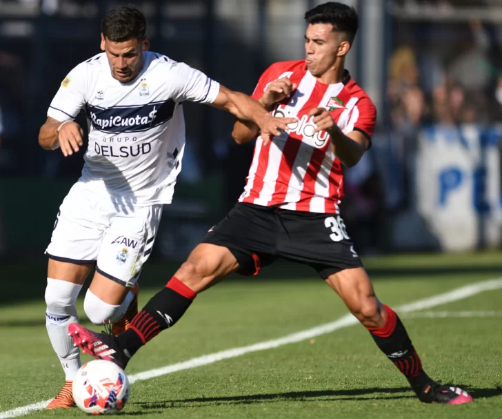 El Lobo rescató un empate