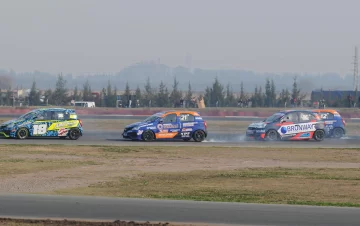 Los hermanos Leánez fueron protagonistas y consiguieron el 2-3 del equipo en su serie