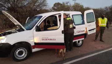 Dos empleados de Salud Pública, con cocaína en un móvil oficial