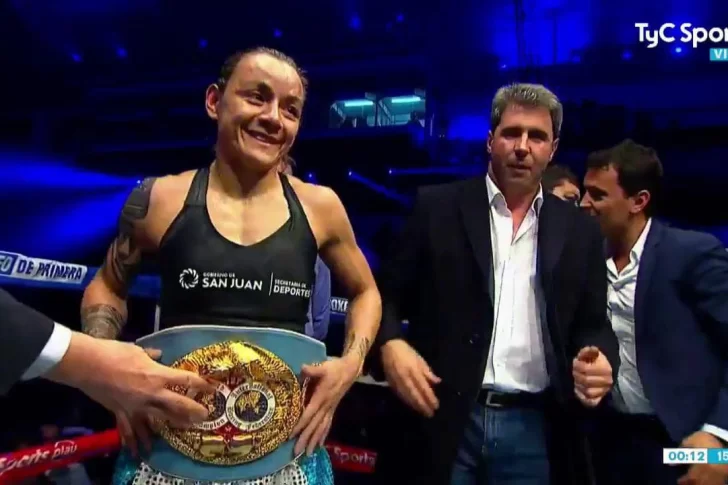 Román y Yúdica defienden sus coronas