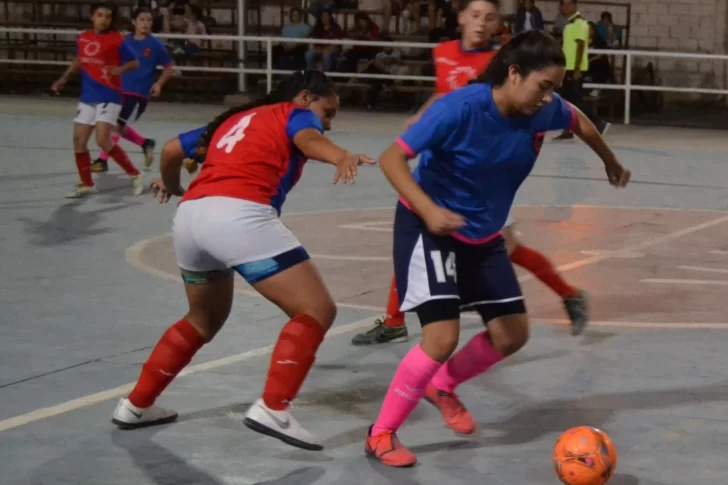 Gianella Castán: una “cobra” a la selección