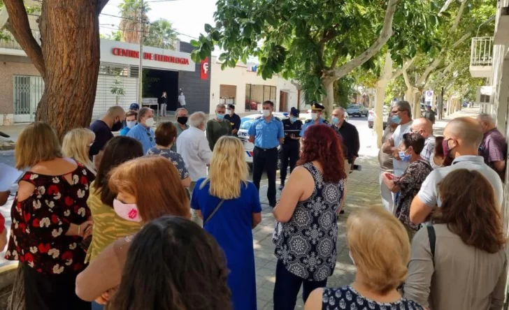 Vecinos indignados por una seguidilla de robos, a menos de 10 cuadras de la Plaza 25