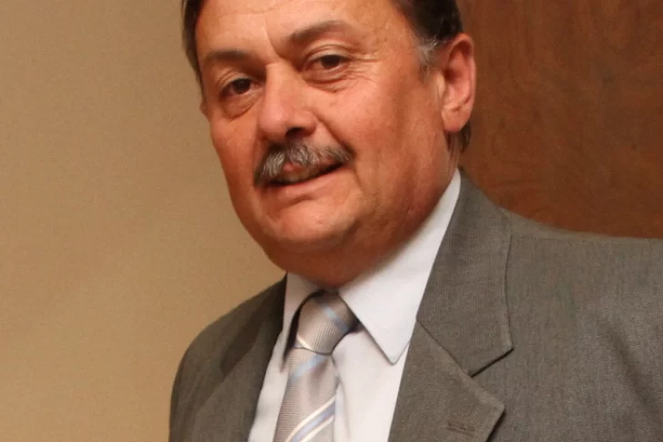 Empieza el juicio a un pintor por violar y corromper a su hija con retraso mental