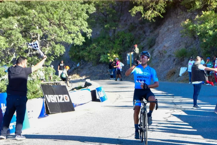 Daniel Díaz se vistió de líder