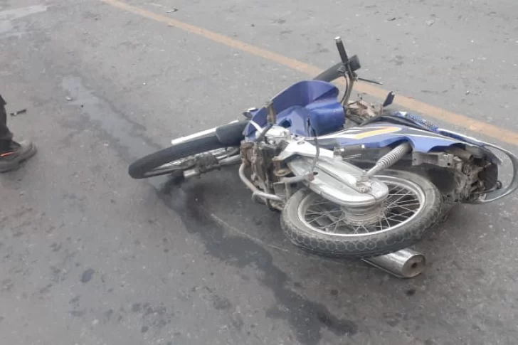 Choque y muerte de una trabajadora ¿quien la atropelló iba distraída con su teléfono?