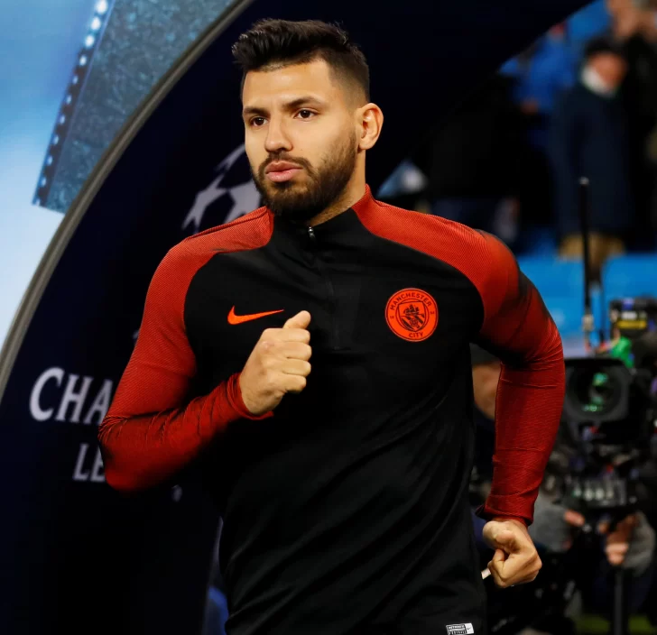 El “Kun” arregló su pase con el Barcelona y jugará con Messi