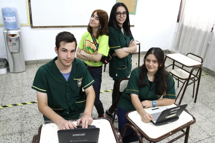 Estudian en una secundaria y lograron llegar al ministro Trotta