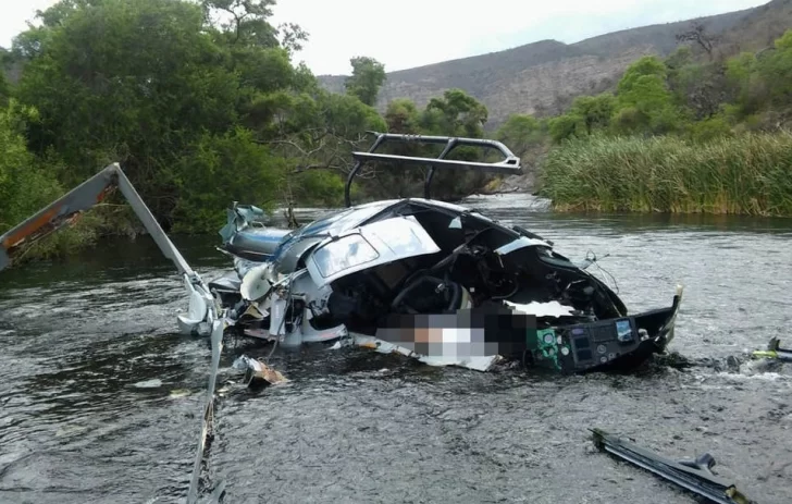 El primer informe confirmó que el helicóptero de Jorge Brito impactó con los cables de una tirolesa El primer informe confirmó que el helicóptero de Jorge Brito impactó con los cables de una tirolesa