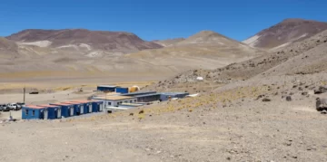 Tras objeciones de los evaluadores, Josemaría modifica su dique de colas