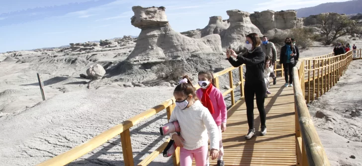 Prácticamente no hay reservas turísticas y dicen que es por el miedo al coronavirus