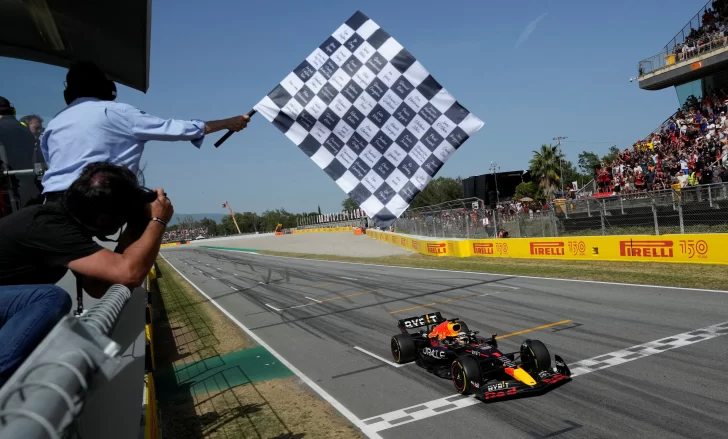 Verstappen y Red Bull lograron una victoria contundente Verstappen y Red Bull lograron una victoria contundente
